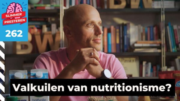Jop de Vrieze te gast bij de Slimmer Presteren Podcast over de valkuilen van nutritionisme en functionele voeding voor sport.